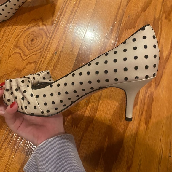 Polkadot black and white red Valentino low heels - Picture 2 of 7